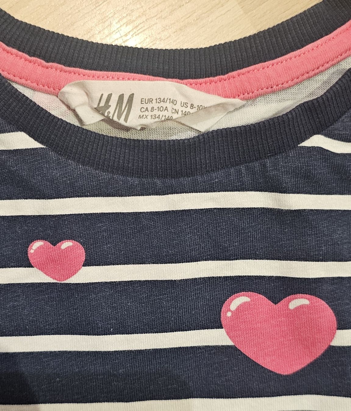 H&M Pullover & Sweatshirts: 2x Süsse Kinder-Pullover – Gebraucht aus Fehraltorf von Sumin 1