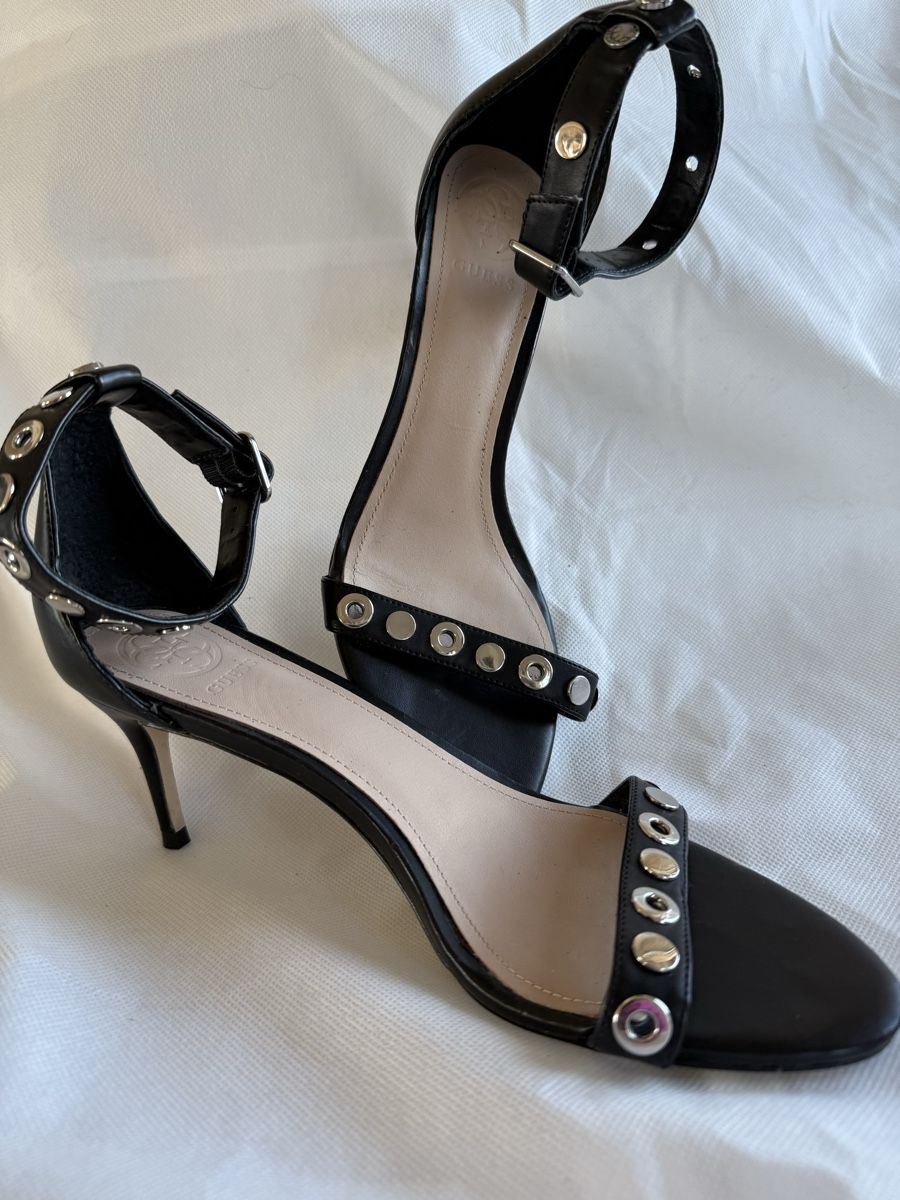 Guess Scarpe da donna: Sandale Guess noir pointure 38 – Usato da Vernier venduto da ley_yqh9 2