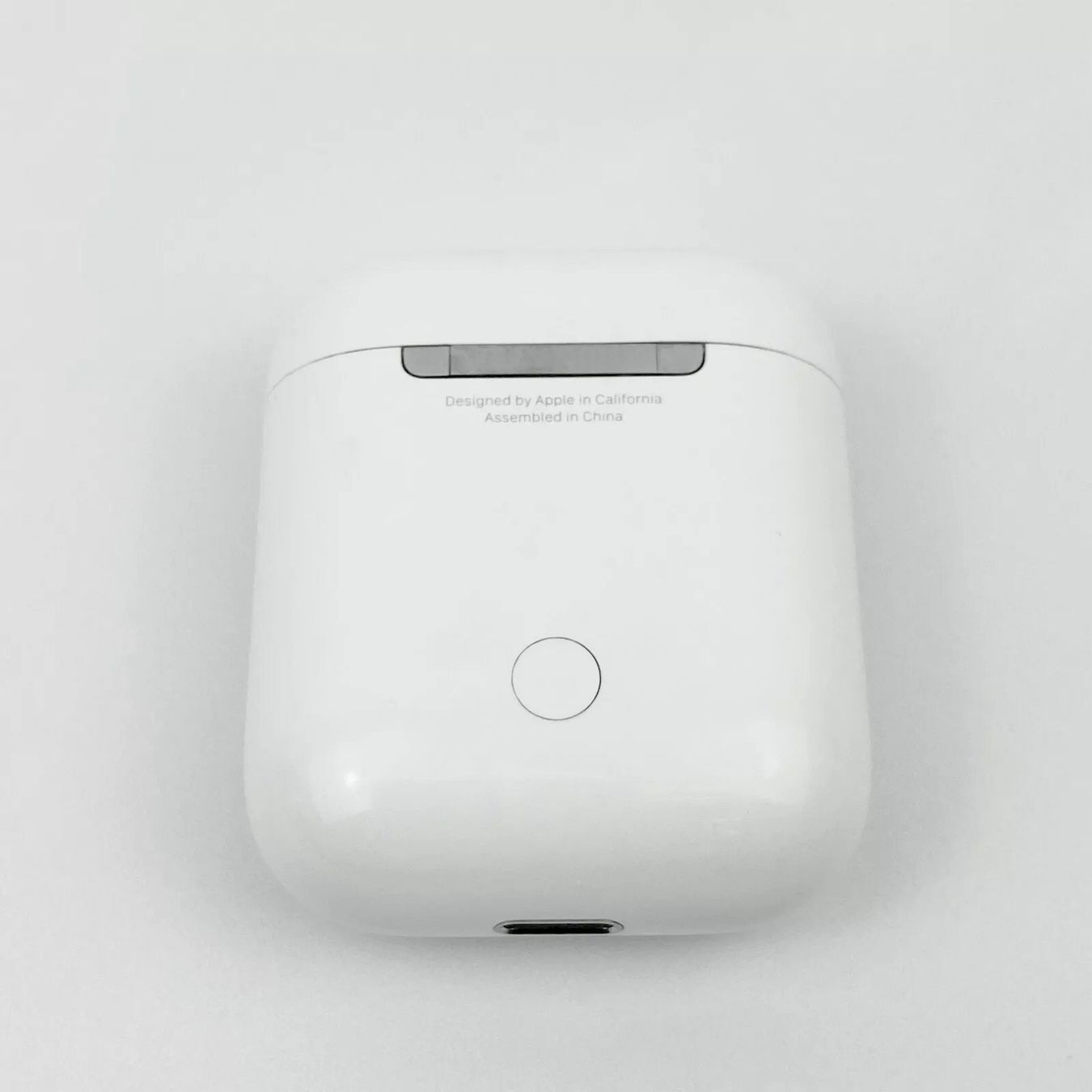 Apple Cuffie: Airpods 2. Generation Original Ladecase – Usato da Neerach venduto da mur_dwg9 2
