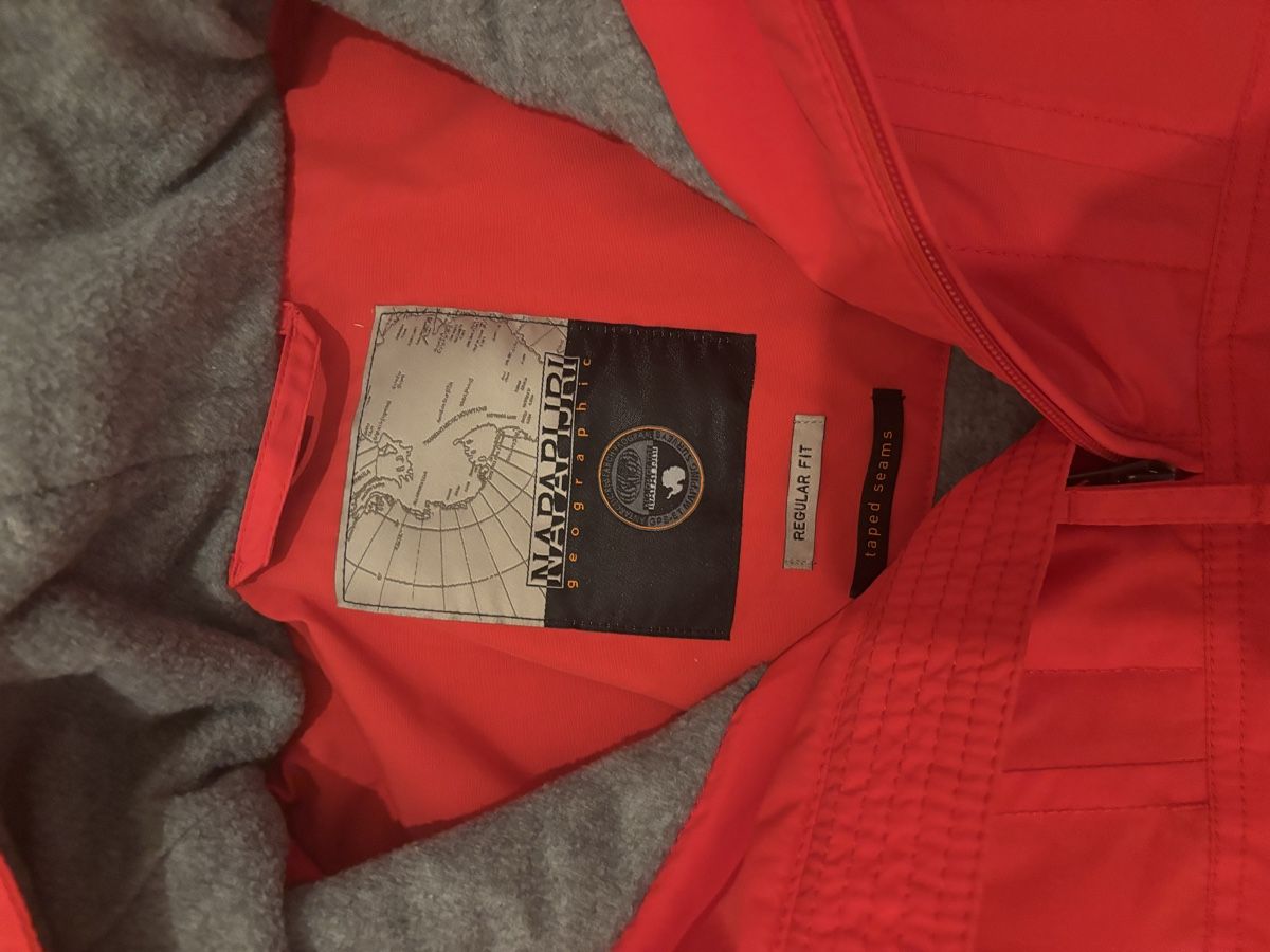 Napapijri Giacche: Veste Napapijri Rouge – Nuovo (secondo la descrizione) da Le Grand-Saconnex venduto da pat_9wgt 3