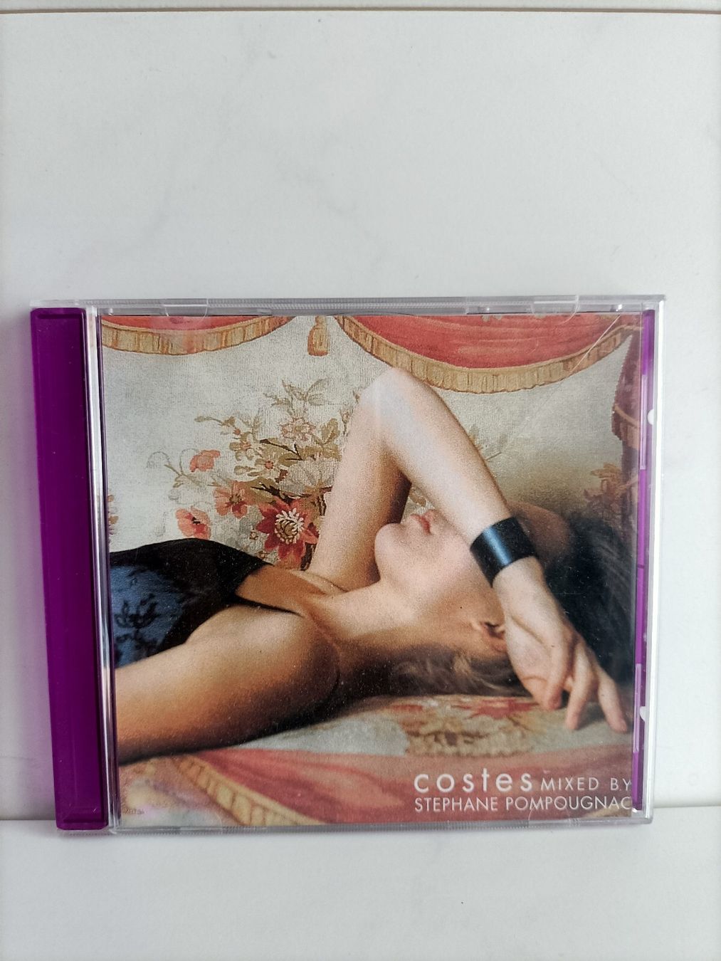 CDs: CD Hôtel Costes Etage 3 mixed by Stéphane Pompougnac 2000 – Gebraucht aus crans montana von AB3963