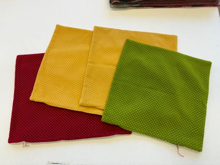 4 Kissenbezüge, neuwertig, bunt, 40x40cm / 40x50cm
