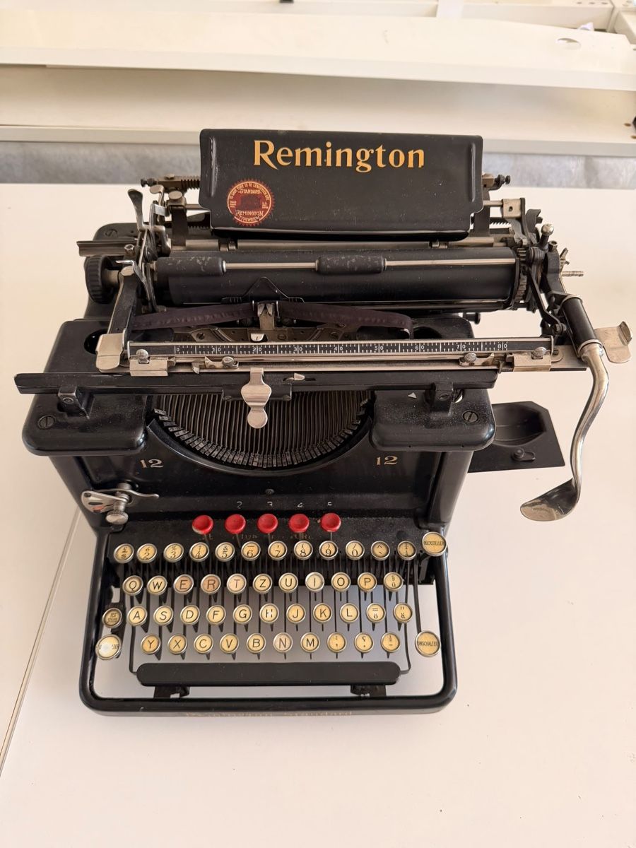 Remington Schreibmaschinen: Remington Schreibmaschine  – Gebraucht aus Rorschach von mar_nl6c