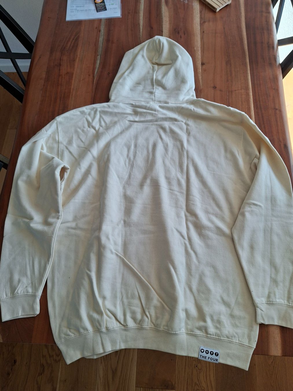 Maglioni & Felpe: The Four Hoodie Vanilla XL – Nuovo (secondo la descrizione) da Chur venduto da bananaaa 1
