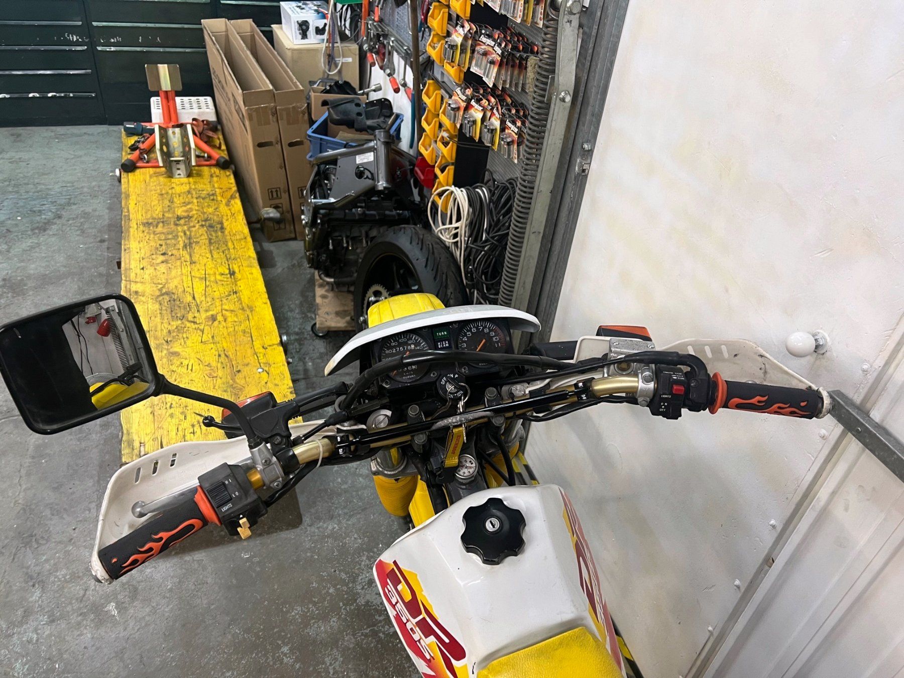 Suzuki Enduro: Suzuki DR 350 S – Gebraucht aus Glattfelden von  4