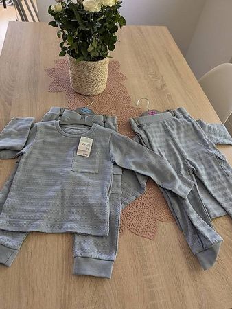 2 neue Geschwister-Sets Gr. 86 & 98  Primark