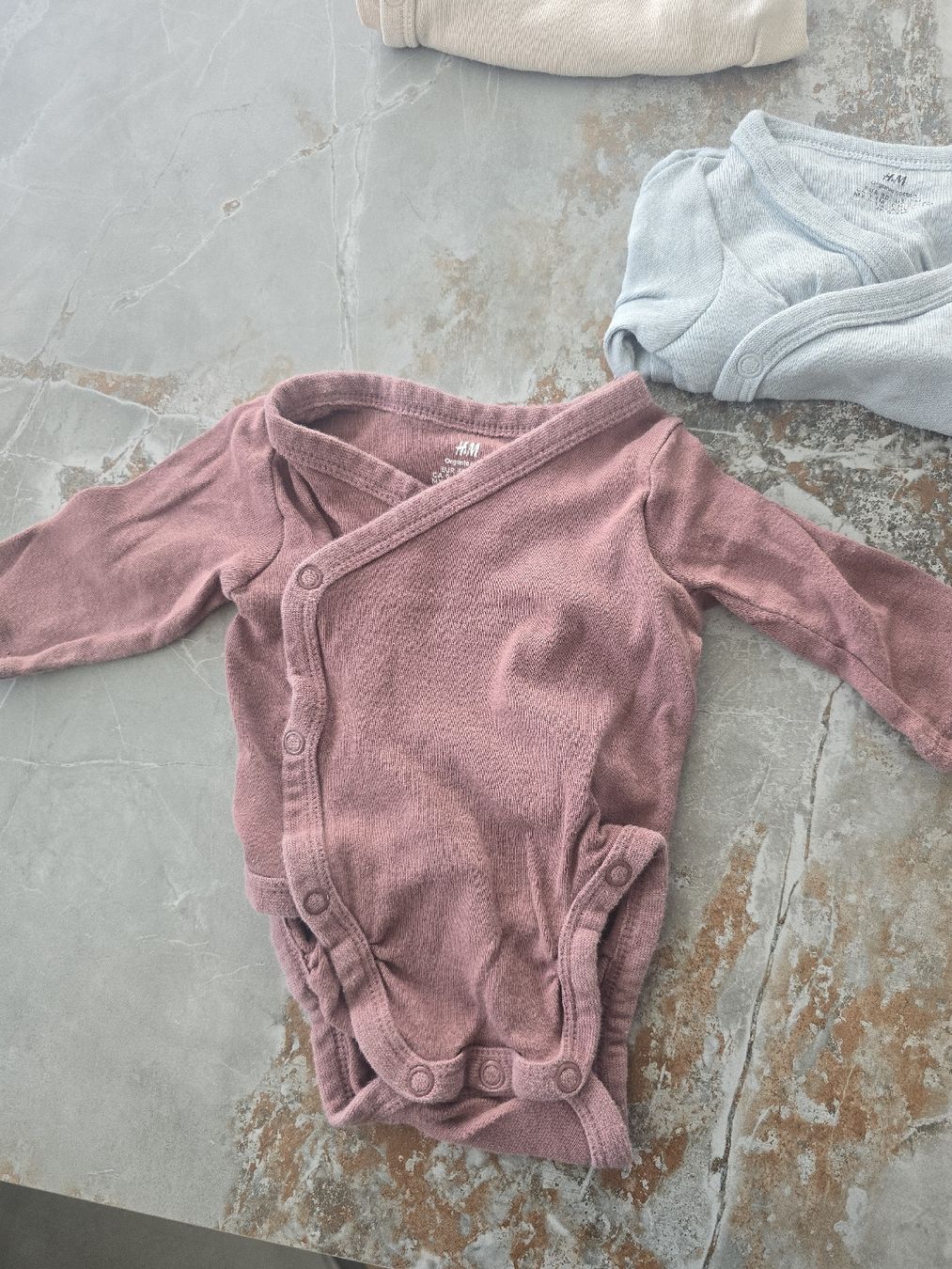 Lotti & Set di vestiti: Body – Usato da Baar venduto da bia_m5xb 1
