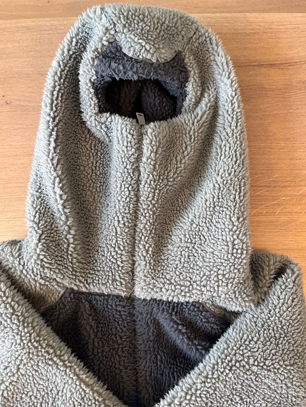 Giacche: Fleece Jacke MoreMoneyMoreLove – Usato da Wil SG venduto da MaurusSi 3