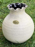 Blumen - Vase „HANDARBEIT“