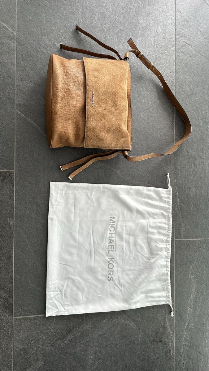Michael Kors Borse da donna: Michael Kors Ledertasche braun Wildleder Beutel – Usato da Bronschhofen venduto da -BeeN- 6