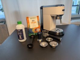 DeLonghi DEDICA STYLE Siebträgermaschine weiss mit Zubehör