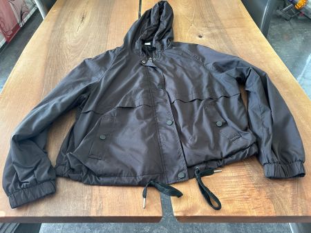 Schwarze Übergangsjacke mit Kapuze, Grösse M, Top Zustand