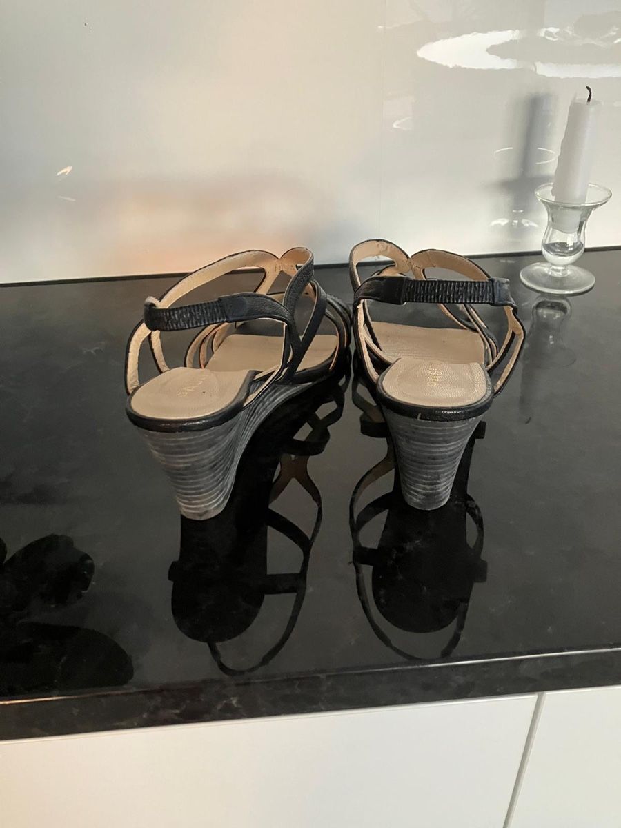 Damenschuhe: Pasito Sandalen Gr 40 – Gebraucht aus Dättwil AG von coi_5vwk 2