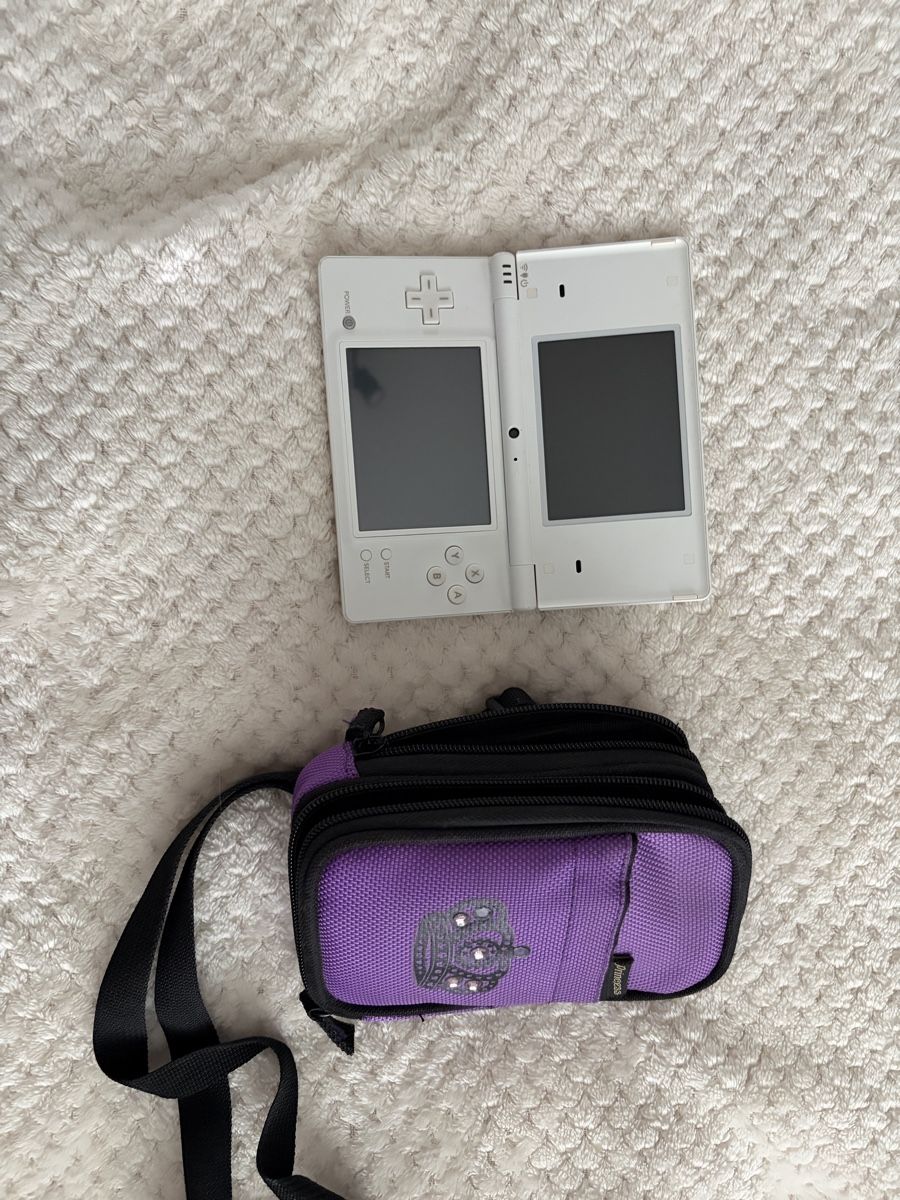 Nintendo Konsolen: Nintendo DS – Gebraucht aus Wittenbach von kni_cqc9