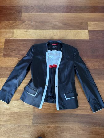 Blazer grösse 34 Damen fast neu