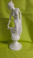 Lady aus edlem Marmor 55cm