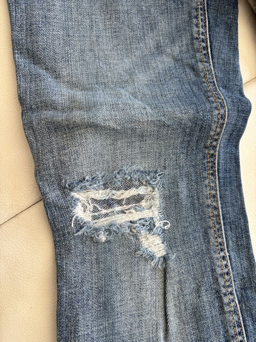 Guess Jeans: Guess Jeans blau – Usato da Sulzbach venduto da dfrey25 1