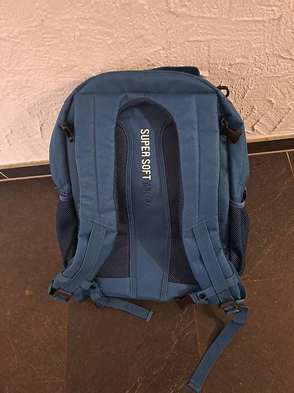 Borse & Zaini: Schulrucksack neu! – Usato da Liestal venduto da daspi01 1