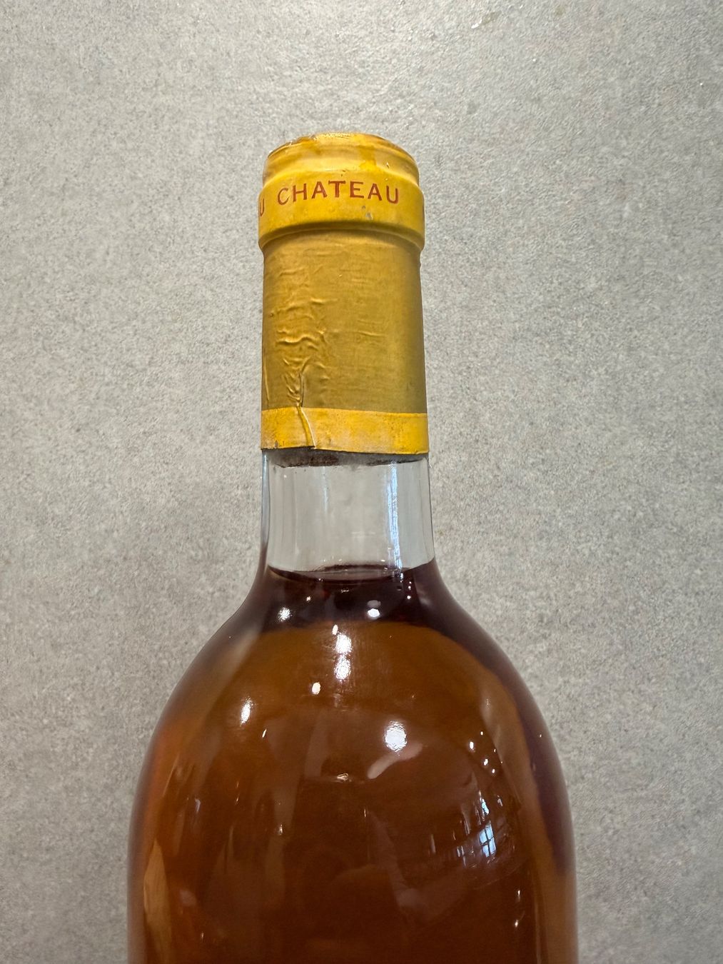 Yquem Vino: Château d’Yquem 1987 – Usato da Lutry venduto da Whisky.taster 1