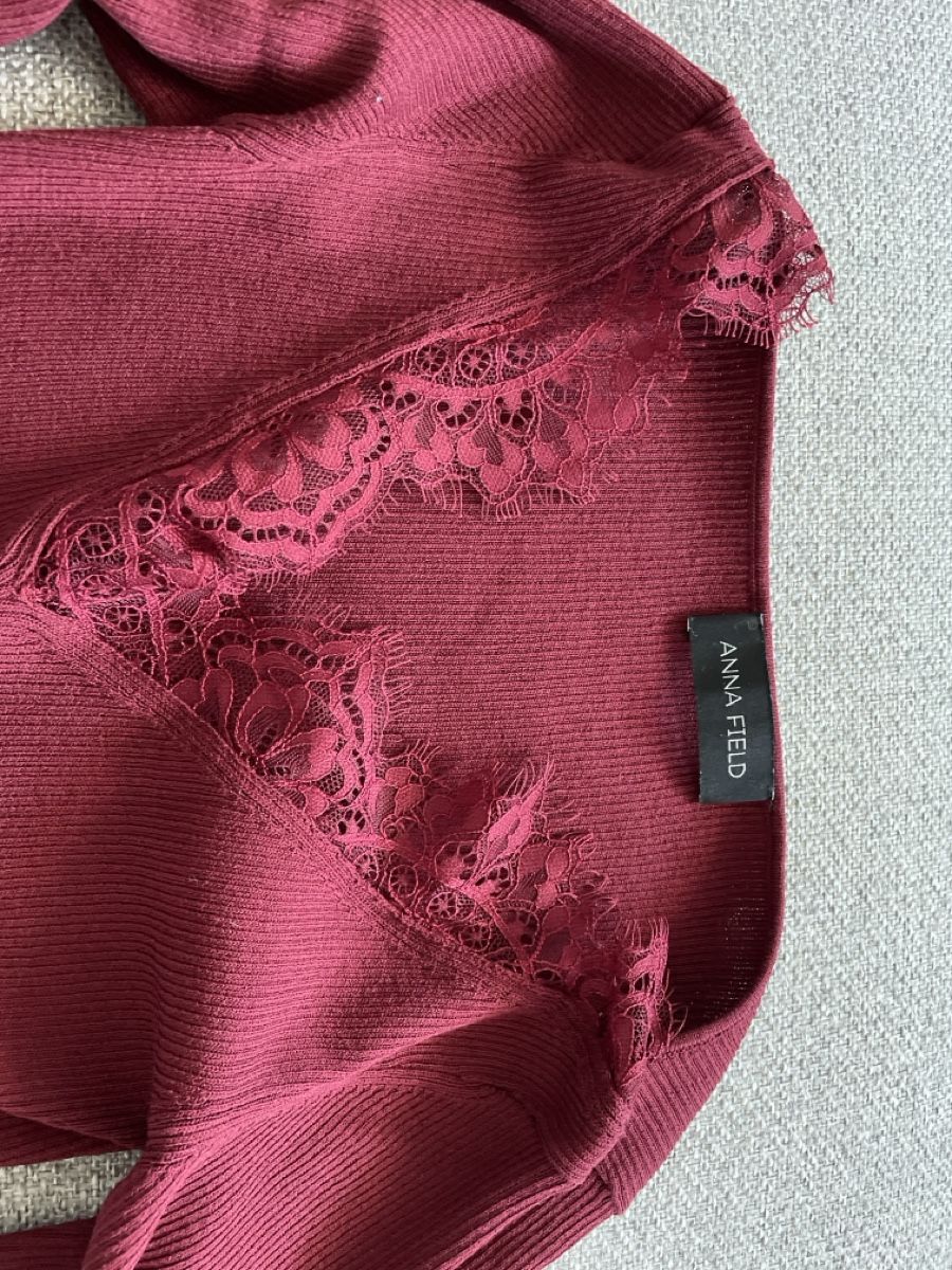 Maglioni & Felpe: Pulli mit Spitzenausschnitt – Usato da Frick venduto da Cooper_9 1