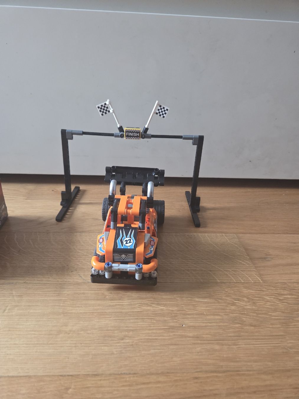 Lego Kit di costruzioni: Lego Technic 42104 Race Truck Pull Back - Komplett! – Usato da Winterthur venduto da Nour_Hadad 2