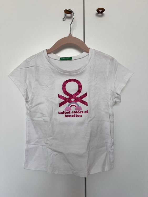 Benetton Kleiderpakete & -sets: Lot de 3 T-shirts Benetton fille 110 – Gebraucht aus Romanel-sur-Lausanne von RitaPereira 3