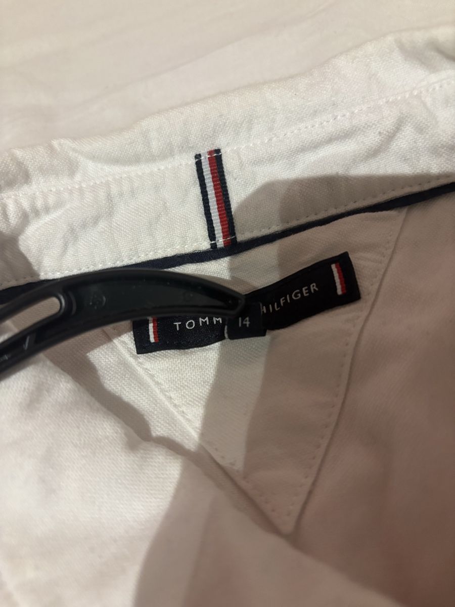 Tommy Hilfiger Camicie, T-shirt & Polo: Chemise Tommy Hilfiger enfants – Usato da Le Grand-Saconnex venduto da pat_9wgt 3