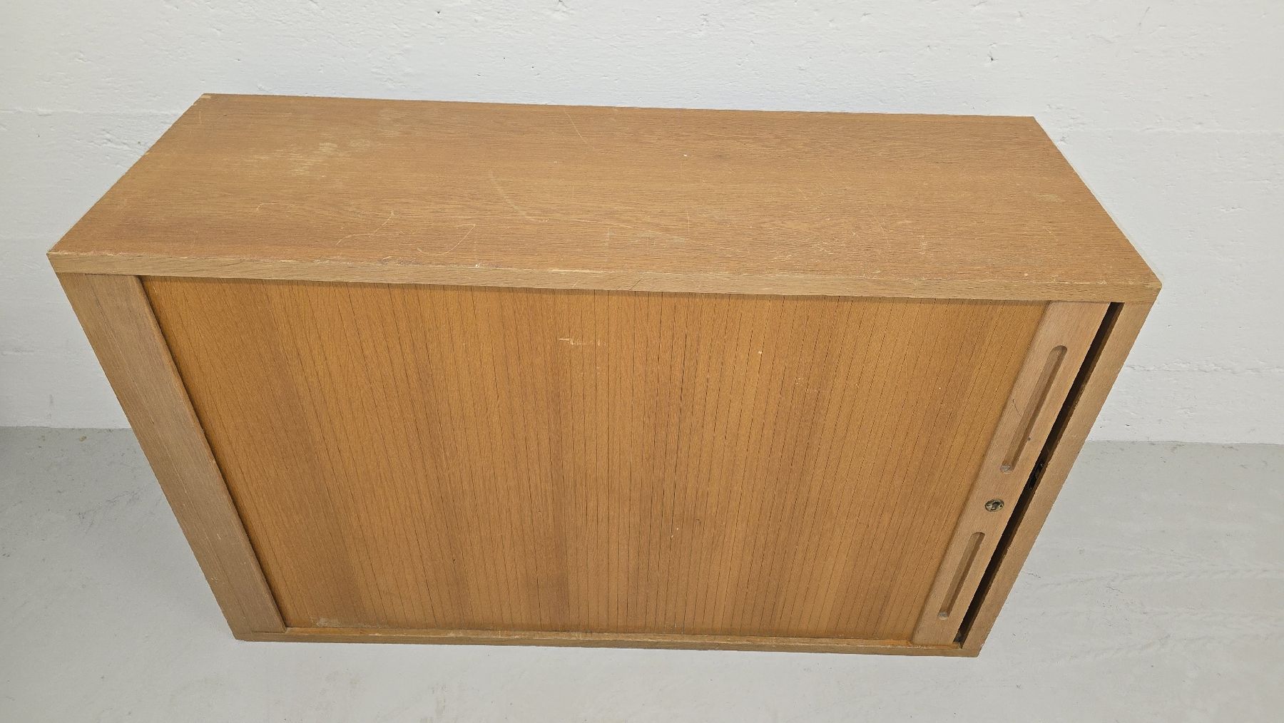 Commodes: Holz Kommode  – D'occasion à Lenzburg par cameleoncolor 1