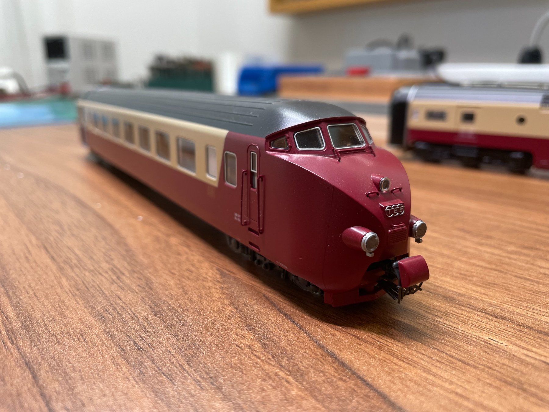 Roco Modellini di ferrovie: Roco TEE-Dieseltriebzug RAm der SBB in DC analog – Usato da Villmergen venduto da Mfritz 5