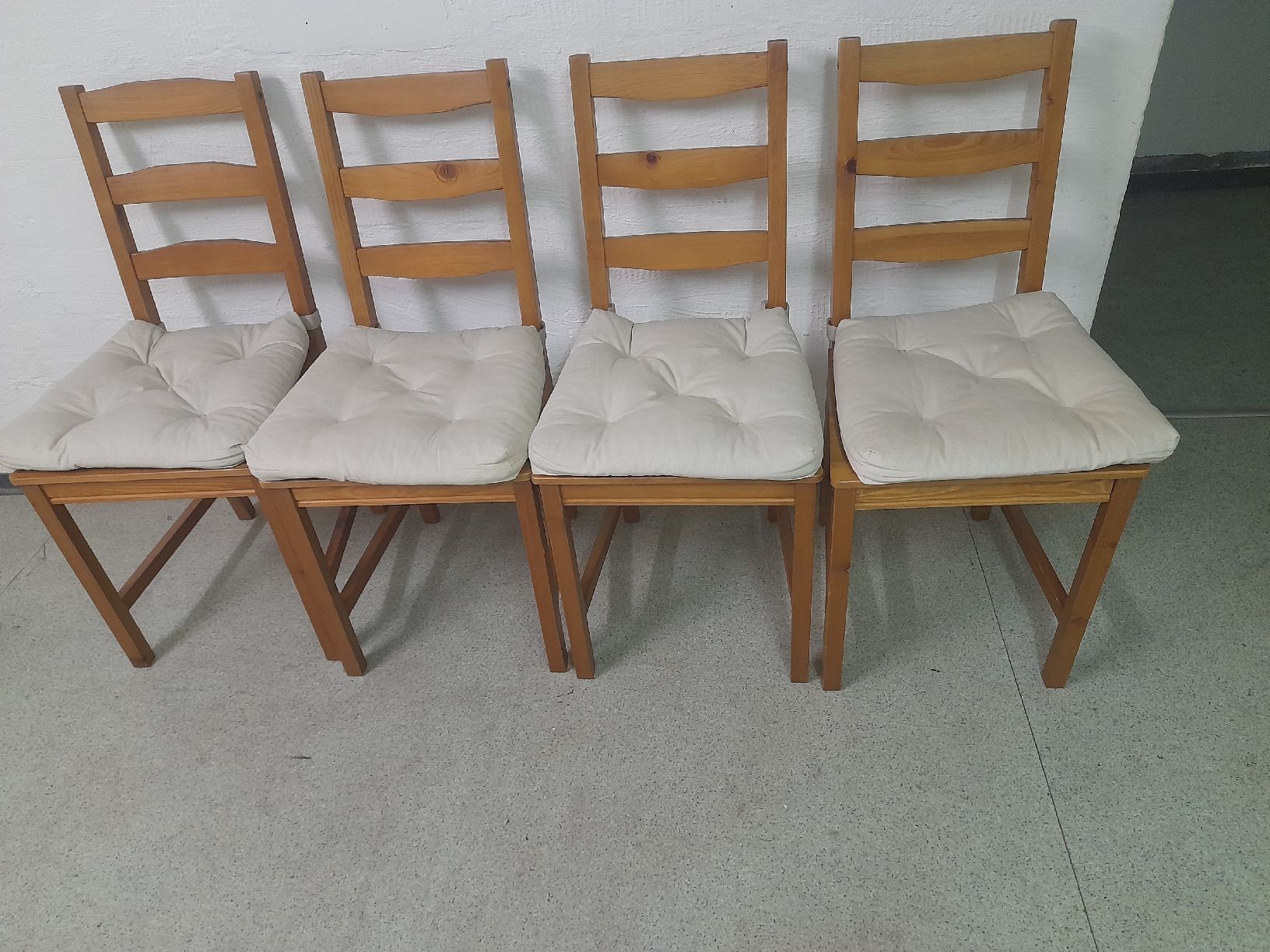 Chaises: Ikea JOKKMOKK stühle – D'occasion à Glattbrugg par B_B