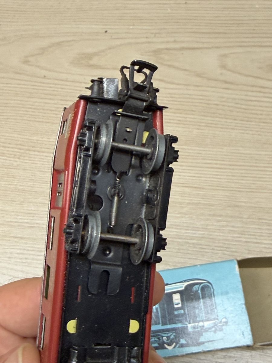 Märklin Modelleisenbahnen: Marklin Speisewagen SBB CFF 4035 HO – Gebraucht aus Herzogenbuchsee von ioa_zcm6 7