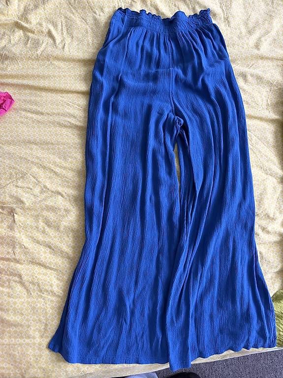 Pantalons: Damenhosen  – D'occasion à Klingnau par sab_p28m 2