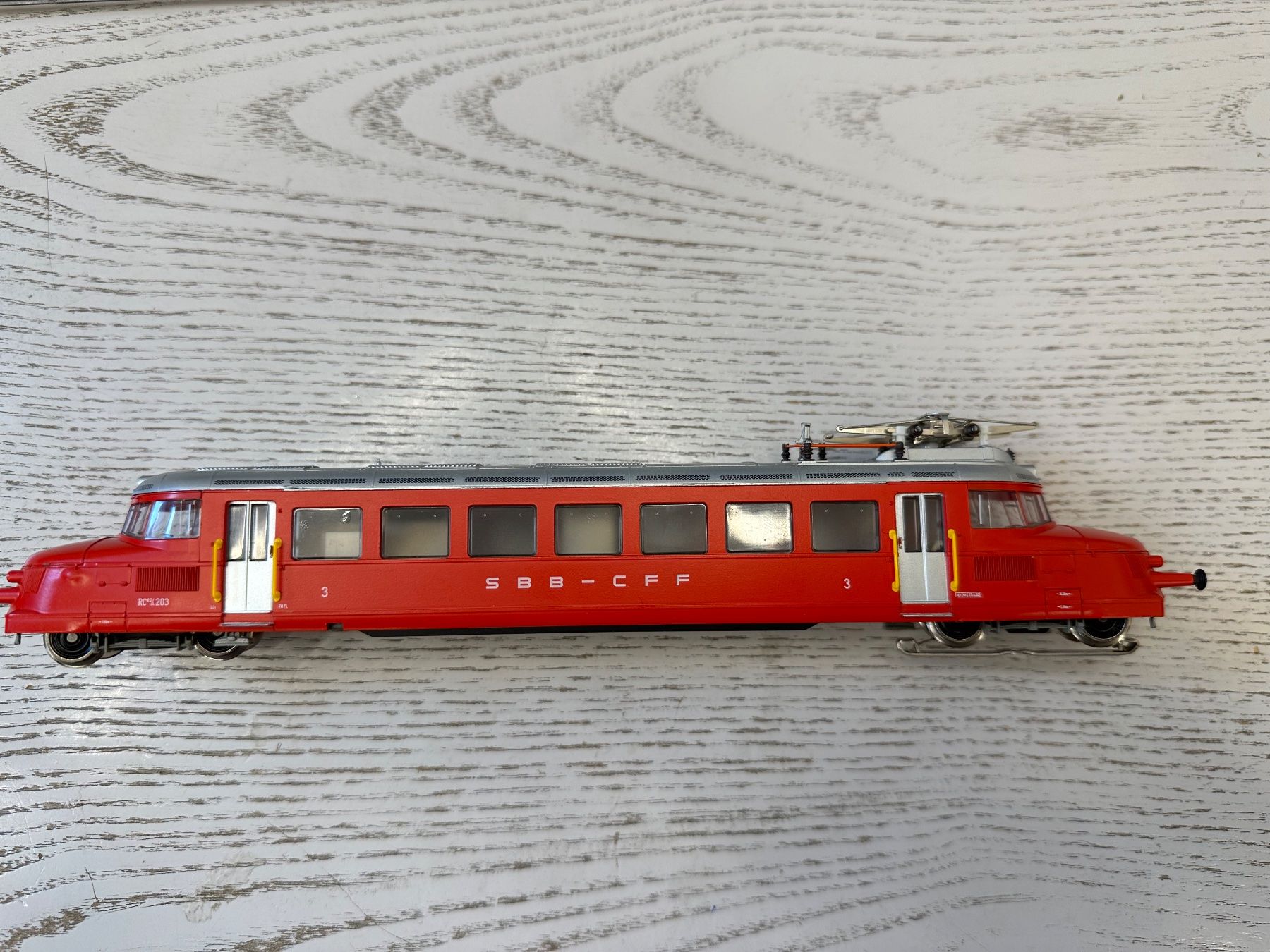 Märklin Modellini di ferrovie: Märklin 3125 SBB RBe 2/4 Roter Pfeil – Usato da Lupsingen venduto da New-Haven 1
