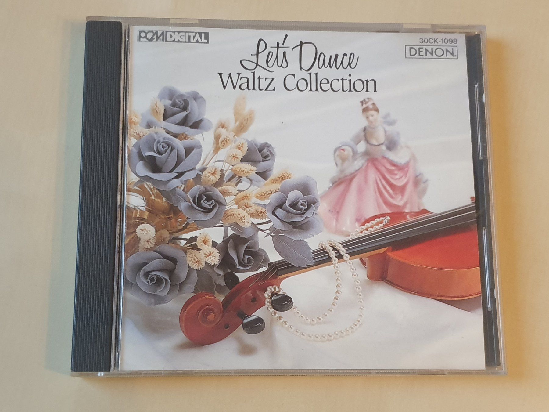 CD: Lets Dance Waltz Collection Japan – Usato da Stansstad venduto da collectorsshop