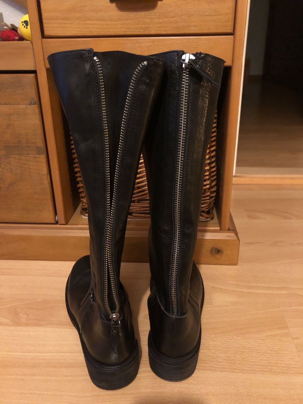 Vic Matié Scarpe da uomo: Bottes en cuir noir, pointure 36 – Nuovo e nell'imballaggio originale da Biel/Bienne venduto da Lianumi 3