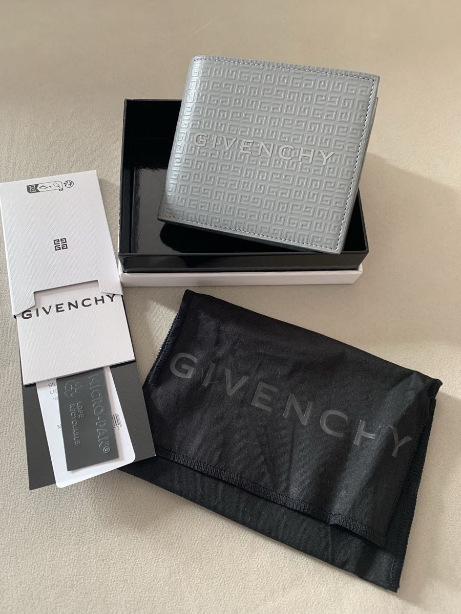 Givenchy Portafogli: Givenchy Geldbörse – Nuovo (secondo la descrizione) da Bergdietikon venduto da zor_856j