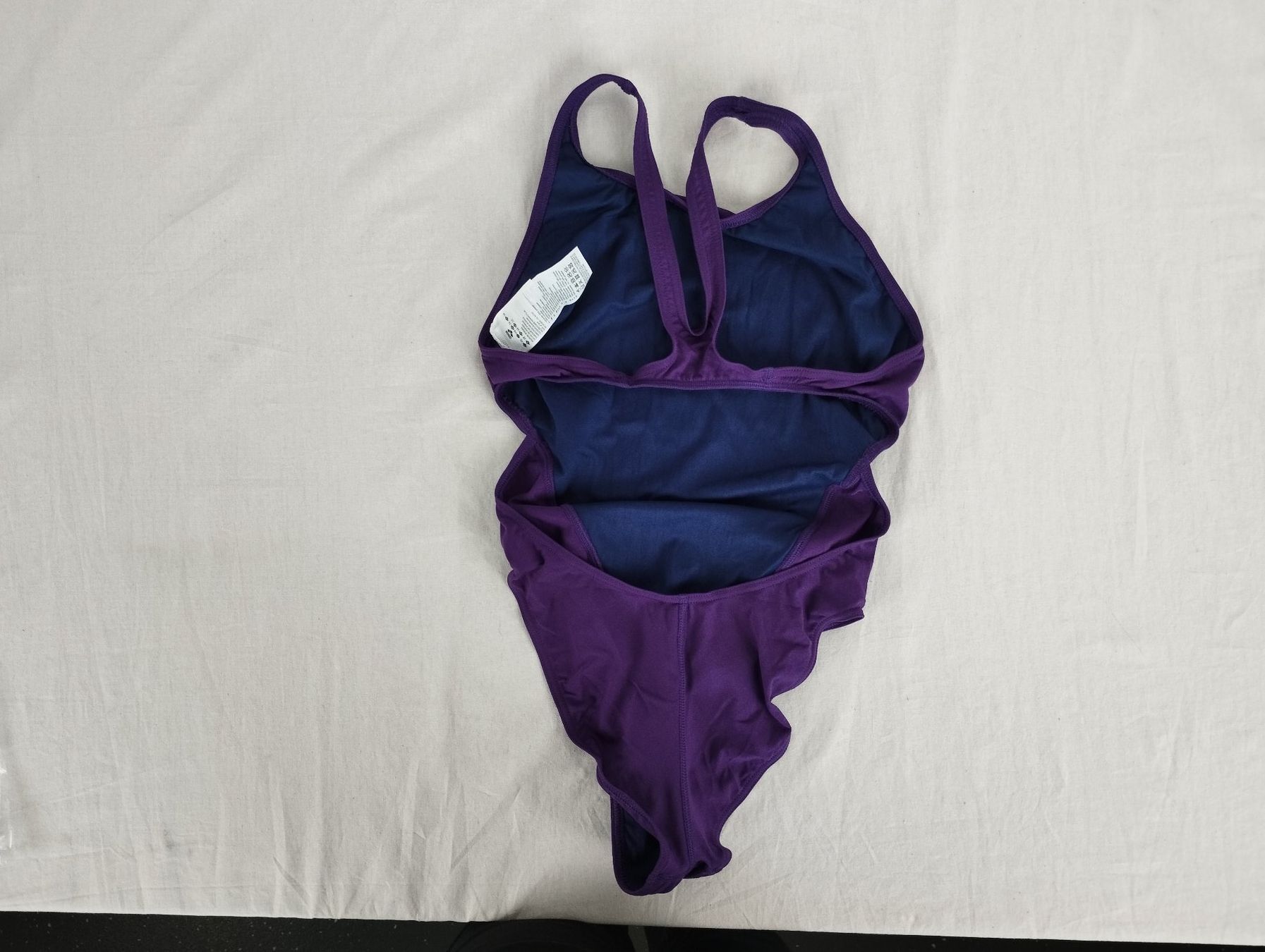 Arena Maillots de bain & Bikinis: ARENA Schwimmanzug violett Gr.38 – Neuf avec emballage d'origine à Schübelbach par Restwert_Schubelbach 1
