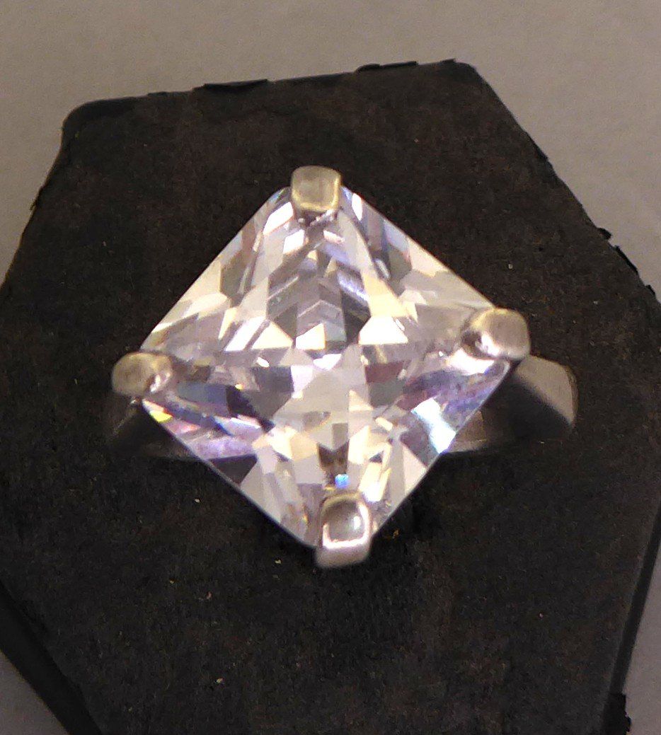 Anelli: Ring 925 Silber, mit synthetischem Stein – Usato da Muri AG venduto da Lineli2020 1