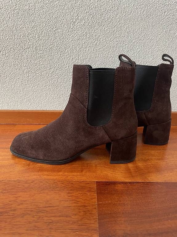 Scarpe da donna: Neu Wildleder Stiefelette Gr.38, braun – Usato da Buchs ZH venduto da wunderwelt74