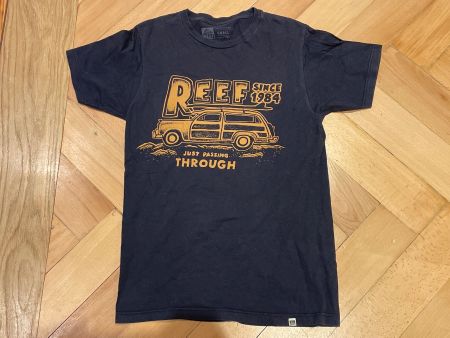 REEF Shirt "Just Passing Through" Gr. S