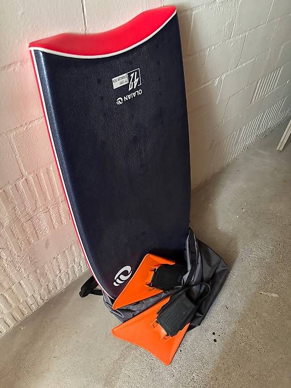 Tavole da surf e di nuoto: Bodyboard mit Flossen – Usato da Dielsdorf venduto da ale_l2qt
