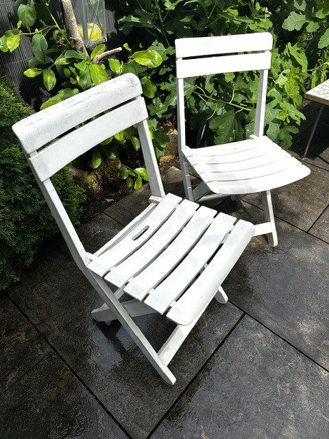 Chaises: +   wEiSSE KLaPPsTühLe  + – D'occasion à Winkel par zeho 1