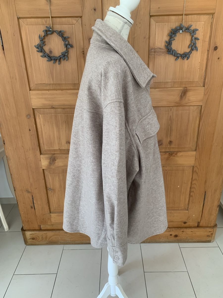 H&M Giacche: Shacket von H&M beigemeliert Gr.XXL  – Usato da Ellikon an der Thur venduto da Bali1999 2