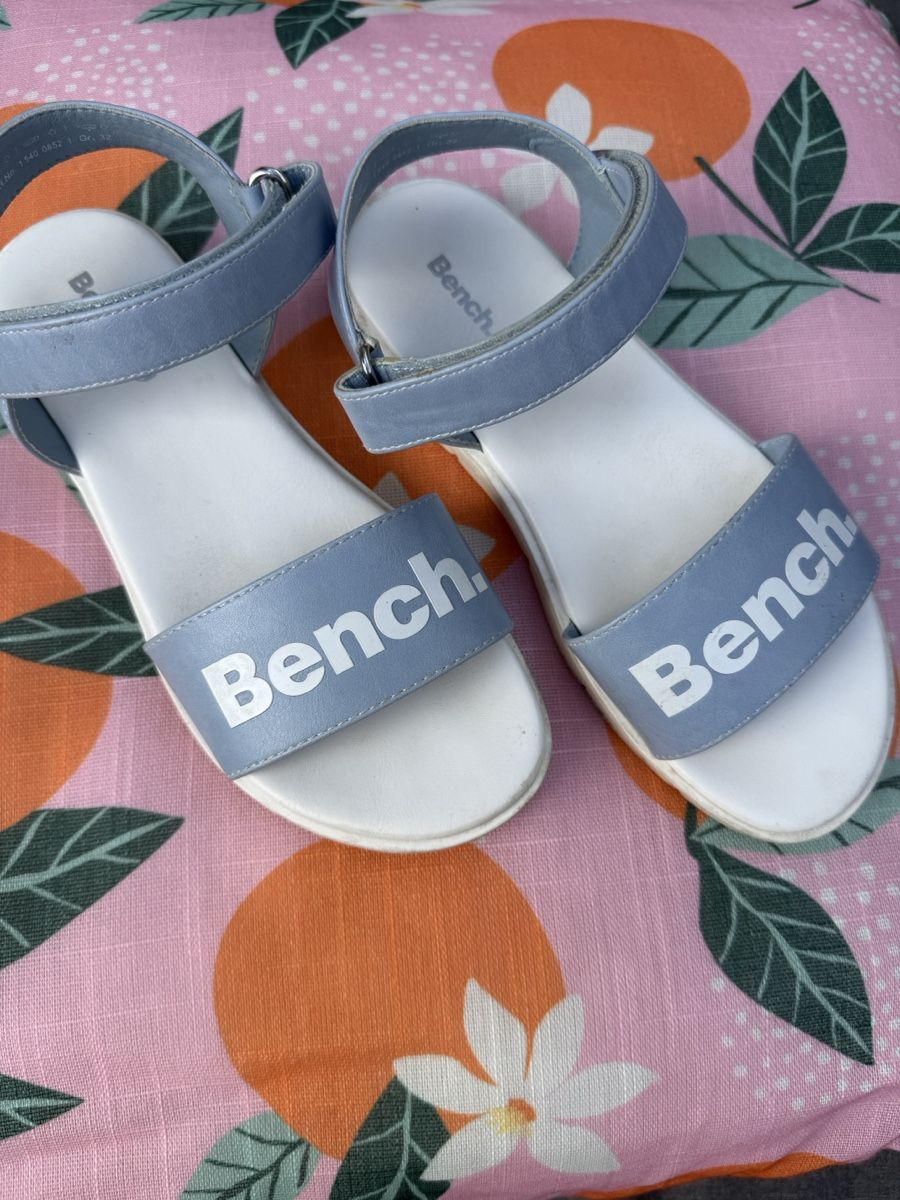 Bench Scarpe per ragazze: Bench Sandalen Grösse 32 – Usato da Rümlang venduto da zflyfa0001