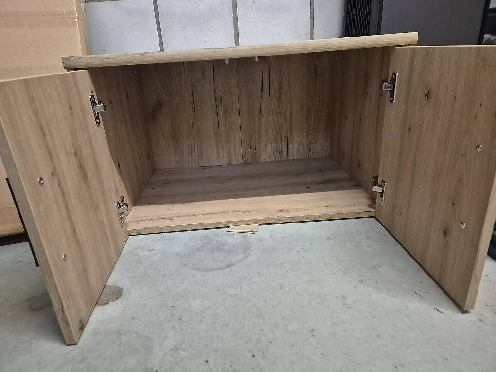 Schränke: Kleiner Schrank / Aufsatzschrank – Neu (gemäss Beschreibung) aus Wimmis von hawaiiblume 1