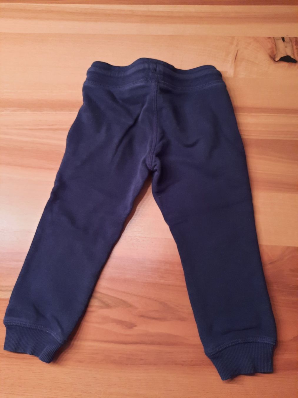 C&A Pantaloni: 2x Kinder Jogginghosen, Gr. 92 – Usato da Ibach venduto da urs_sl5h 2
