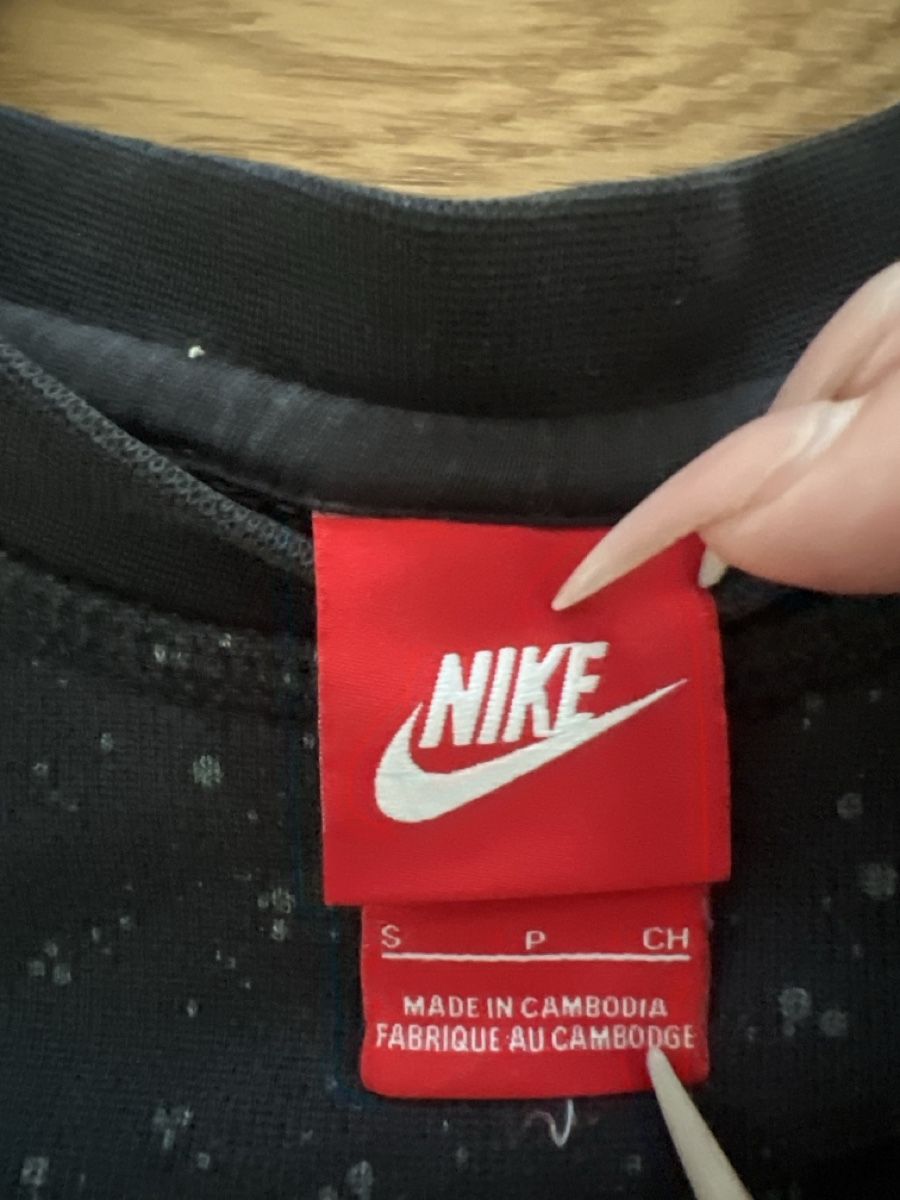 Pullover & Sweatshirts: Nike Air Pulli, Grösse S – Gebraucht aus Thun von mause_baer13 1