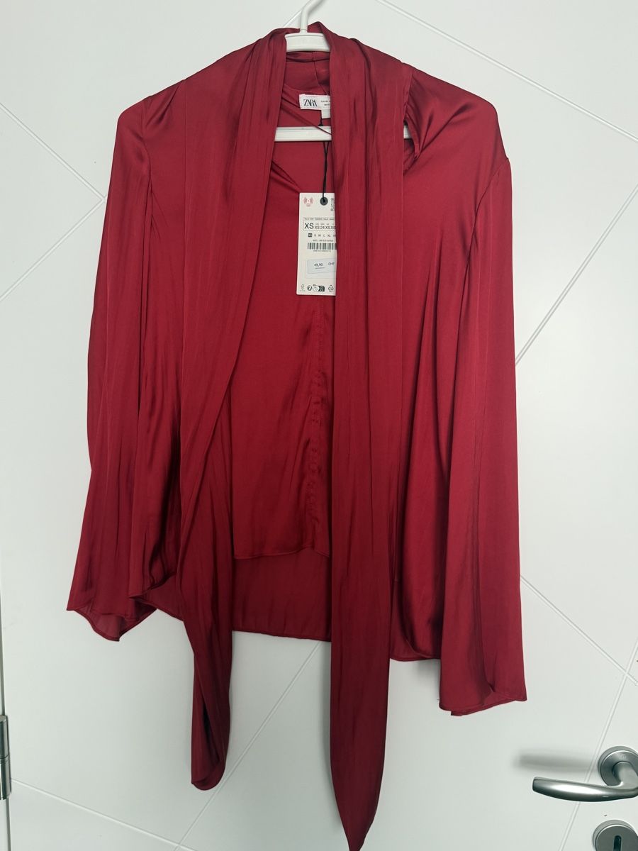 Zara Camicette: Zara red blouse xs/34 new  – Nuovo e nell'imballaggio originale da Weiach venduto da Wlodarek 2