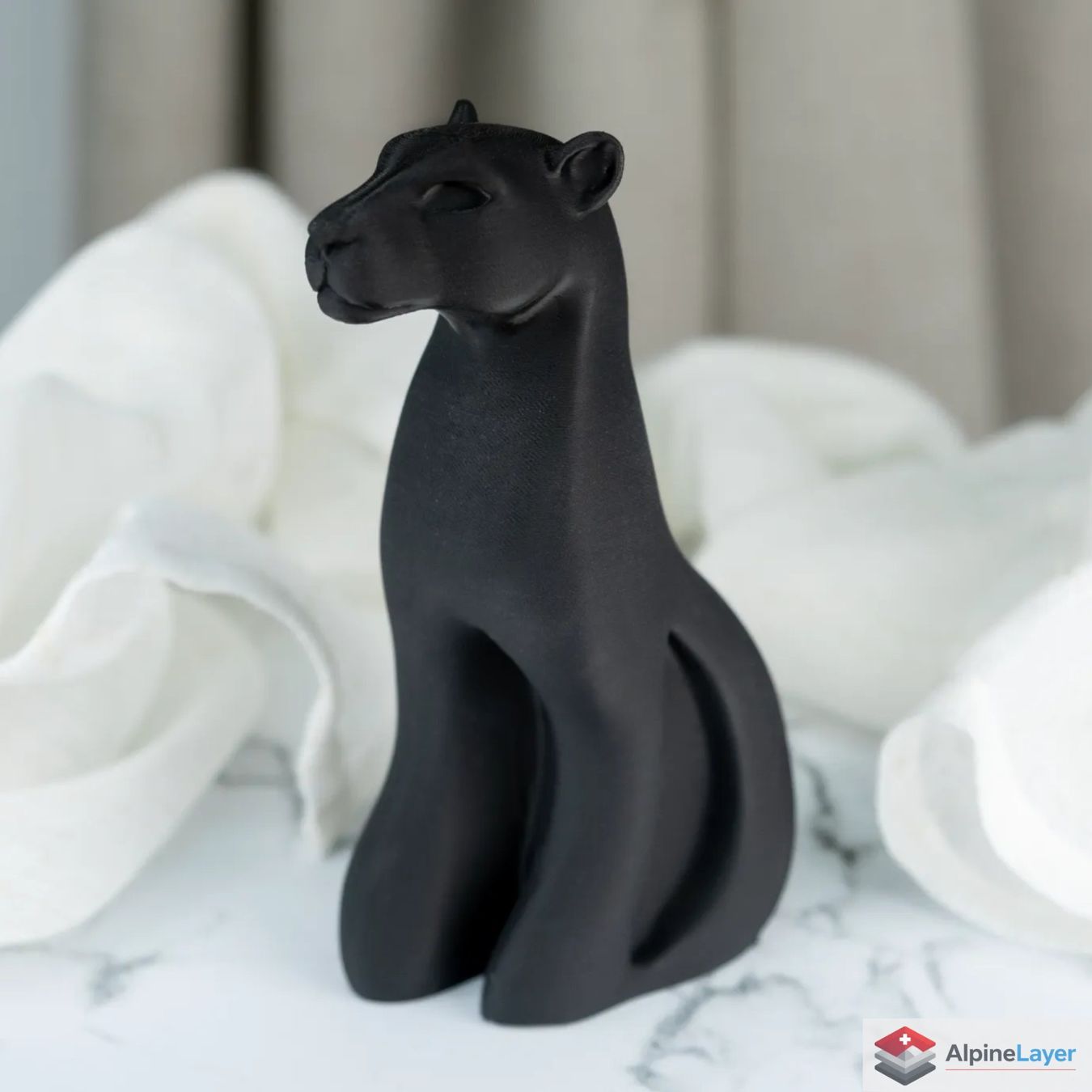 Sculptures & Statues: Sleek Black Panther Sculpture - 3D Printed – Neuf (Voir description) à Losone par AlpineLayer 2