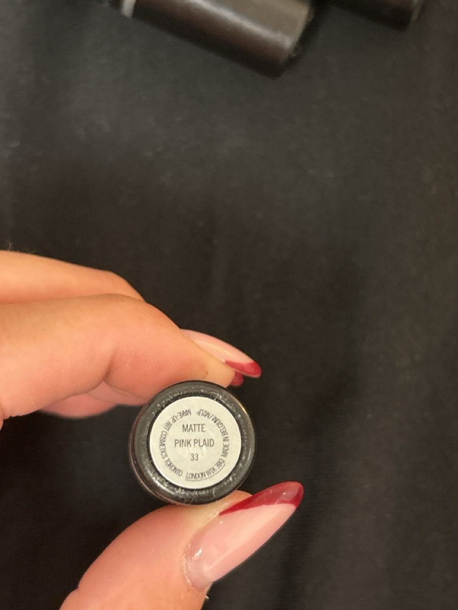 Mac Cosmetics Make-up: 4 MAC Lippenstifte Matte verschiedene Farben gebraucht – Usato da Ebikon venduto da vono.i 2